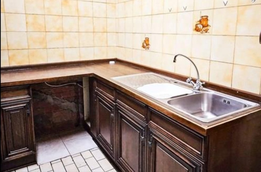 5 Bedroom Property for Sale in Dan Pienaar Free State